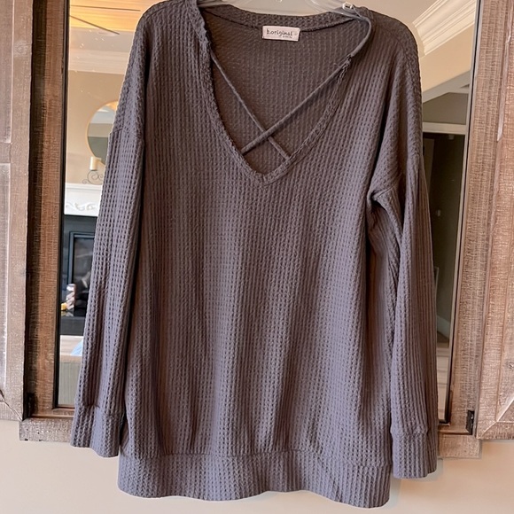 B Original Roomie Oversized Waffle Shirt Brown Comfy Plunge Neck Womens Large - Picture 8 of 9